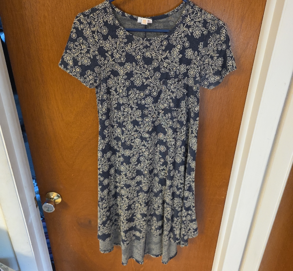 LuLaRoe "Carly" Navy Floral Short Sleeve High/Low Dress